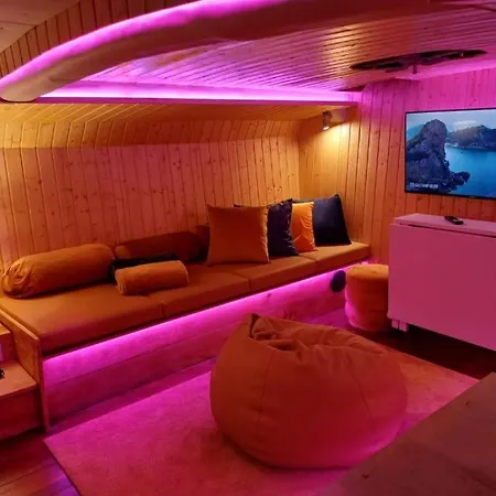 Sleepboat Golden Life 船上ホテル *