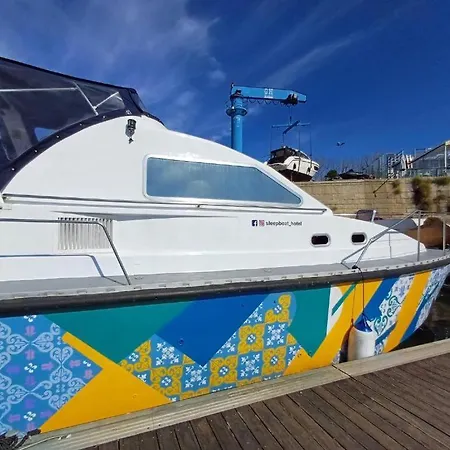보트호텔 Sleepboat Golden Life *
